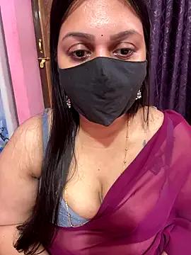 Preethi_Bujji — Show boobs and lips