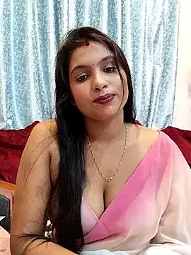 Photos of Queen_Dolly from StripChat is Freechat