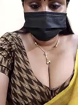 Check-out our online cams range and interact on a personal level with our sweet girls streamers, showing off their voluptuous shapes and toys.
