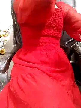 Check-out our online cams range and interact on a personal level with our sweet girls streamers, showing off their voluptuous shapes and toys.