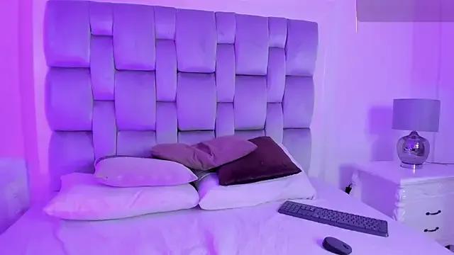 rebeca_watsson — Hello beautiful 