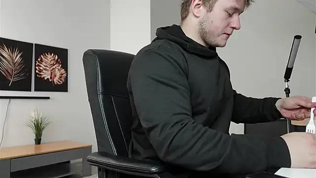 Richard_Dullas — BIGDICK RICHARD IN RED DRESS