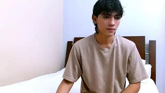 RomeoMiller_ from StripChat is Freechat