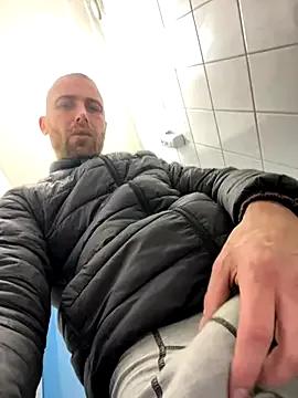 Rotteei1 — Show Dick in car public