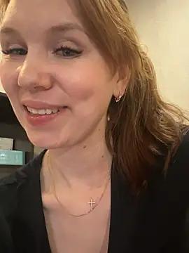Check-out our online cams range and interact on a personal level with our sweet girls streamers, showing off their voluptuous shapes and toys.
