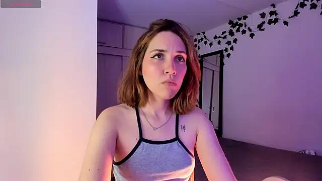 Check-out our online cams range and interact on a personal level with our sweet girls streamers, showing off their voluptuous shapes and toys.