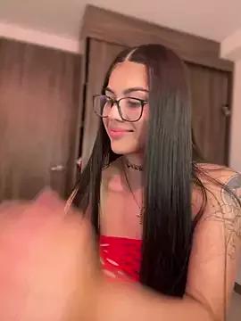 Sarasanders_4 from StripChat is Freechat