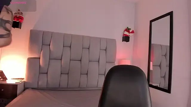 Seraphyne666 — DOMI INSIDE TIGHT PUSSY+ 5 MINS CNTR