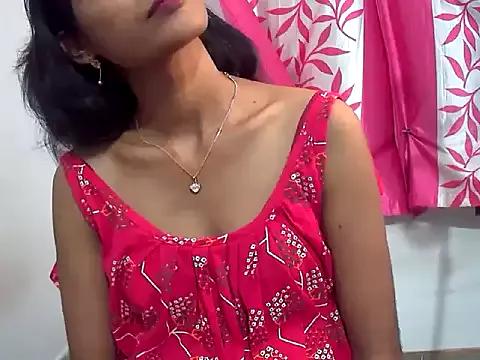 Check-out our online cams range and interact on a personal level with our sweet girls streamers, showing off their voluptuous shapes and toys.