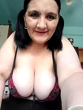 Check-out our online cams range and interact on a personal level with our sweet girls streamers, showing off their voluptuous shapes and toys.