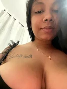 Check-out our online cams range and interact on a personal level with our sweet girls streamers, showing off their voluptuous shapes and toys.