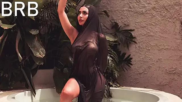 SHANONCLARK from StripChat is Freechat
