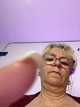 slutgold — keep me dripping for you daddy