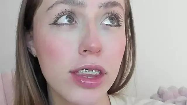 SofiaGc from StripChat is Freechat