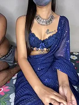 Suhu_love — Squirt and nude in public