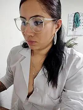 Check-out our online cams range and interact on a personal level with our sweet girls streamers, showing off their voluptuous shapes and toys.