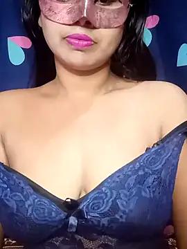 Check-out our online cams range and interact on a personal level with our sweet girls streamers, showing off their voluptuous shapes and toys.