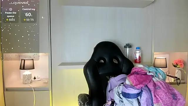 tamaraa_smiith — Fuckface ( Hard - Saliva )