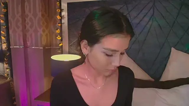 TanyaBello — Show thongue & saliva