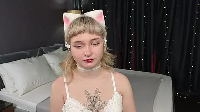 Tori_Cutie — try my soft body