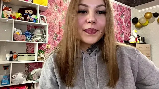 TraciBallena — turn around