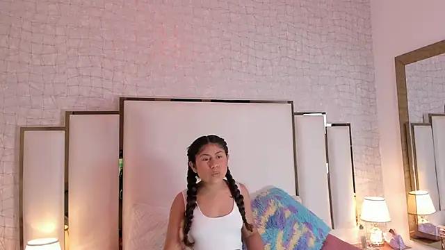 Check-out our online cams range and interact on a personal level with our sweet girls streamers, showing off their voluptuous shapes and toys.
