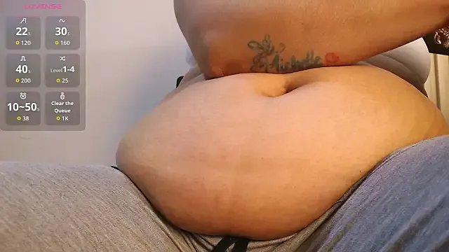 virtual_charm — Oil or ceram on belly