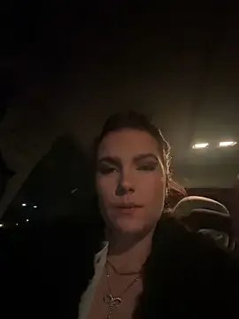 xBadRed — King of the room gets control link 1m