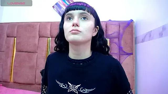 XBODTRIIPX — FULL NAKED MASTURBATION 