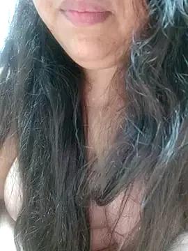 Yasmina-Dalo3a from StripChat is Freechat
