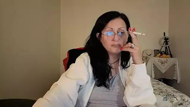YourDreamLoverr from StripChat is Freechat