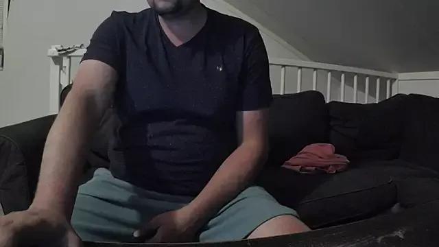 YourLoveBoyKevin from StripChat is Freechat