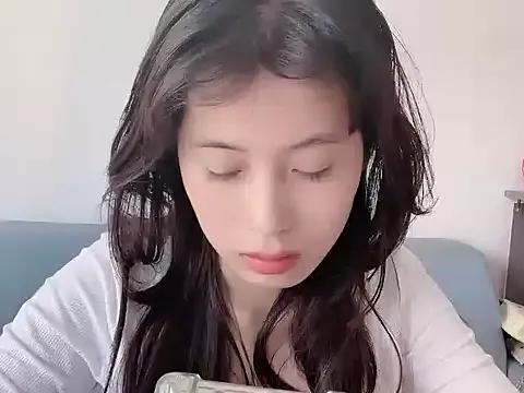 yunbaobaby from StripChat is Freechat